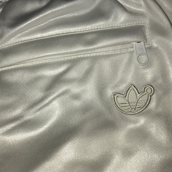 Adidas Chile 62 Ultra Wide Leg Pants White On White NWT - Picture 7 of 12